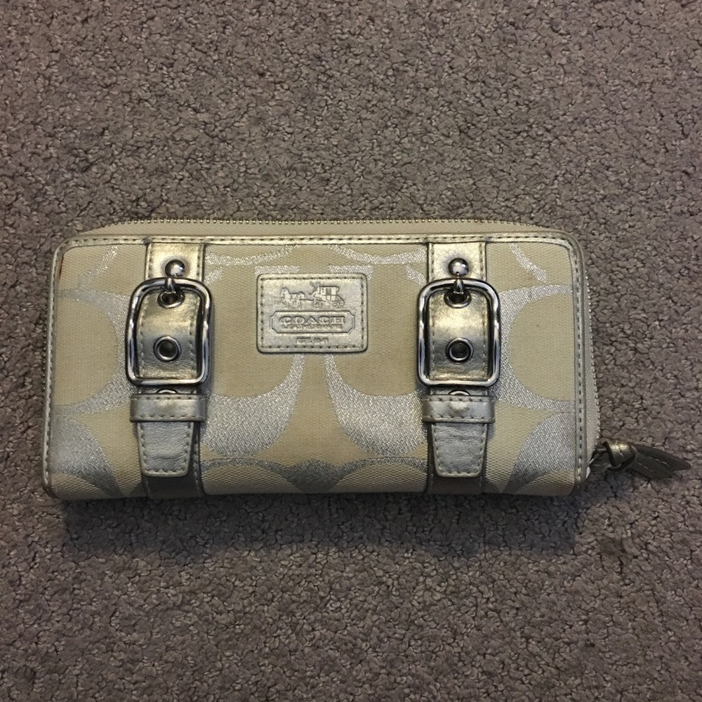 Authentic Coach Wallet